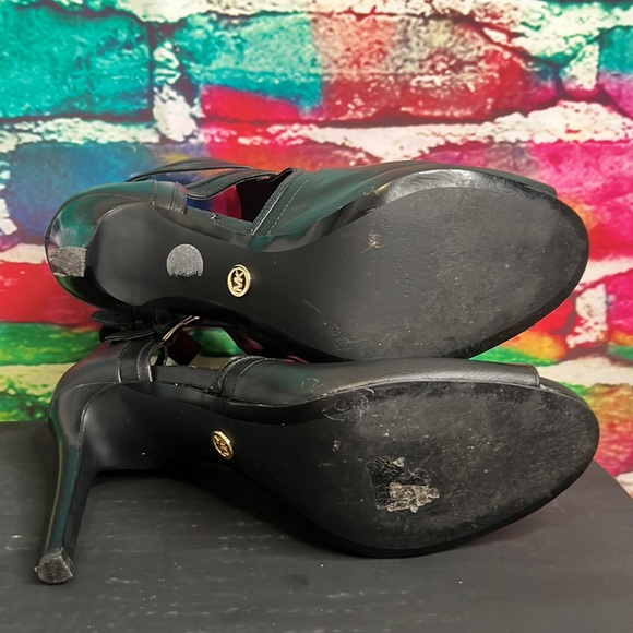 MICHAEL MICHAEL KORS
Blaze Peep-Toe Dress Booties - Picture 12 of 13